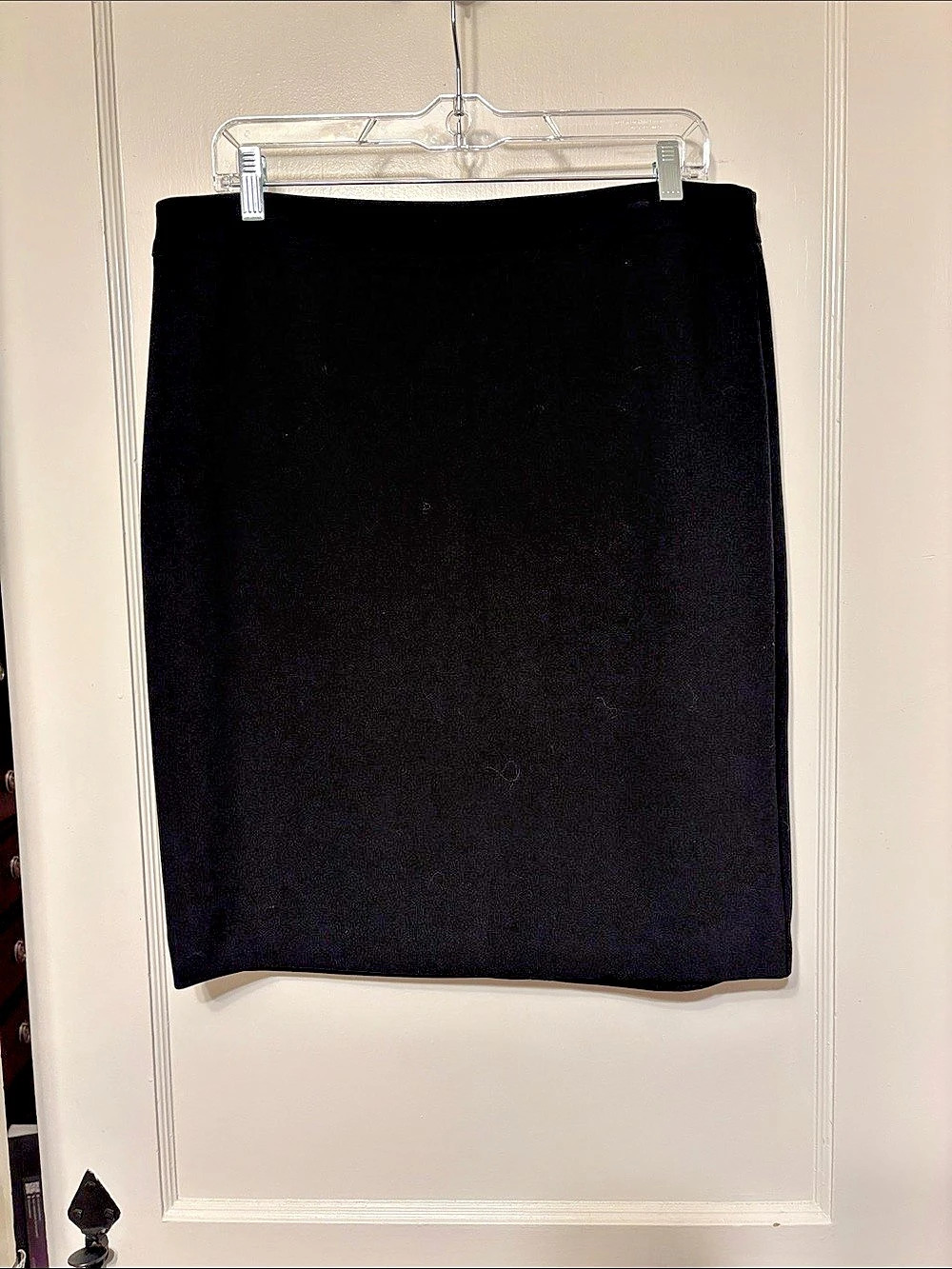 LOFT Black Pencil Skirt Size 12 NWT